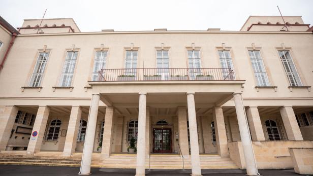 ++ THEMENBILD ++ LANDHAUS EISENSTADT