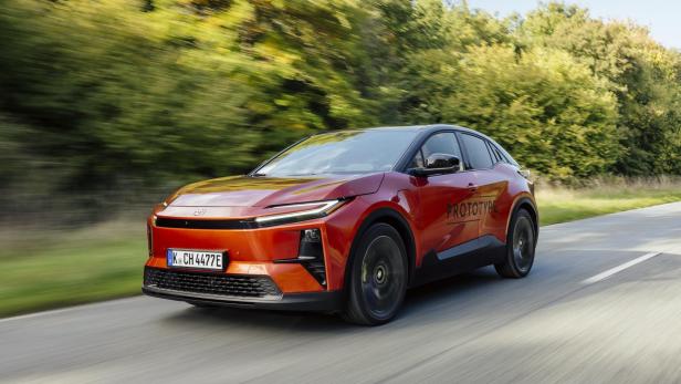 Toyota C-HR+