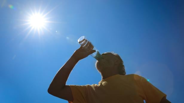 Gezielte Nährstoffanalysen helfen, Erschöpfung im Sommer vorzubeugen und das körperliche Gleichgewicht zu stabilisieren mit Vorbeugen Jetzt. Gezielte Nährstoffanalysen helfen, Erschöpfung im Sommer vorzubeugen und das körperliche Gleichgewicht zu stabilisieren mit Vorbeugen Jetzt.