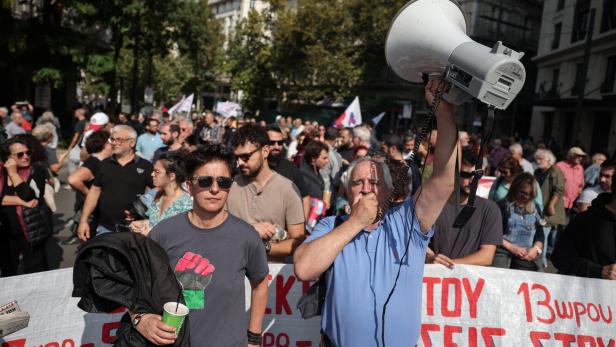 Greek trade unions hold one-day strike to protest extended working hours Greek trade unions hold one-day strike to protest extended working hours