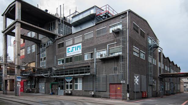 ESIM Chemicals beantragt Insolvenzverfahren und strebt Fortführung des Unternehmens an ESIM Chemicals beantragt Insolvenzverfahren und strebt Fortführung des Unternehmens an