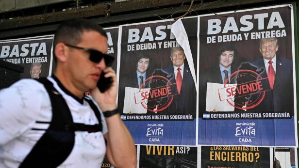 ARGENTINA-US-POLITICS-ECONOMY-BAILOUT ARGENTINA-US-POLITICS-ECONOMY-BAILOUT