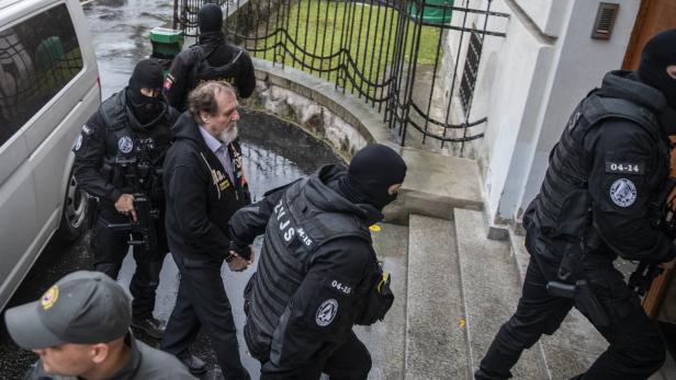 Verdict in trial of man accused of shooting Slovak prime minister Verdict in trial of man accused of shooting Slovak prime minister