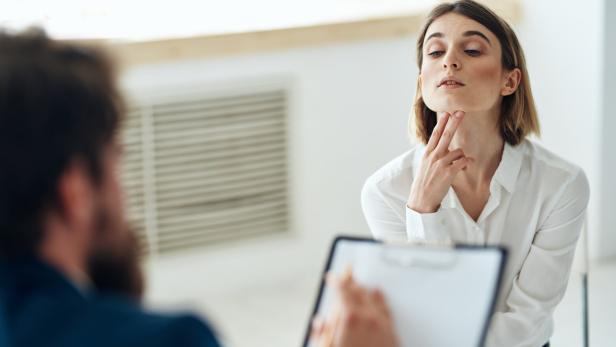 male doctor psychologist professional diagnosis of patient communication