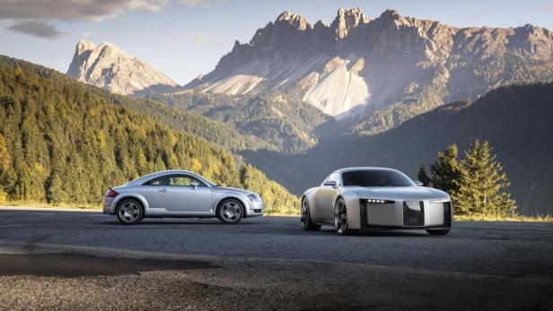 Audi Concept C mit Audi TT im Hintergrund