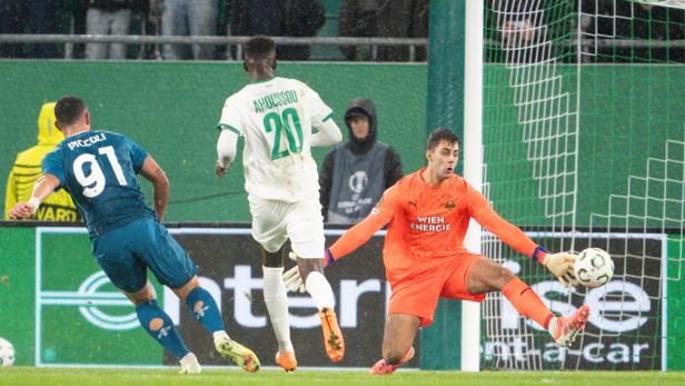 FUSSBALL-CONFERENCE-LEAGUE: SK RAPID - ACF FIORENTINA Unterlegen: Hedl mit Rapid