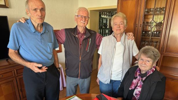 46-219693080 Familie Haslinger und Familie Schmutzer