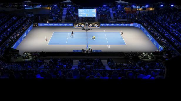 TENNIS: ATP-TURNIER: ERSTE BANK OPEN IN DER WIENER STADTHALLE: FINALE DOPPEL 82.000 Tennis-Fans kamen heuer zum Turnier