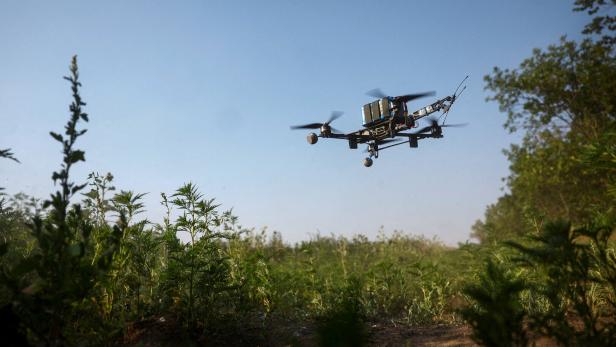 FILE PHOTO: Europe faces political, technical hurdles to build drone wall FILE PHOTO: Europe faces political, technical hurdles to build drone wall