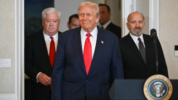 CORRECTION-JAPAN-US-DIPLOMACY