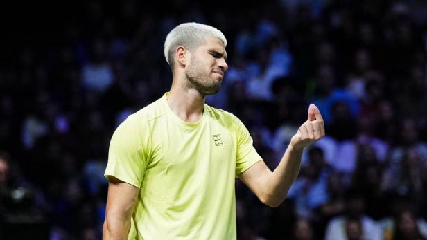 TENNIS-ATP-FRA Carlos Alcaraz unterlag in Paris dem Briten Cameron Norrie in drei Sätzen