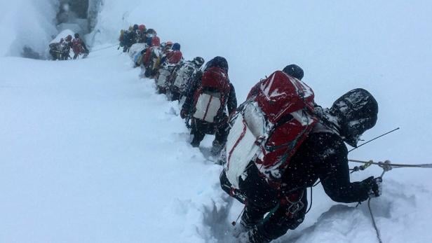 FILES-NEPAL-MOUNTAINEERING FILES-NEPAL-MOUNTAINEERING