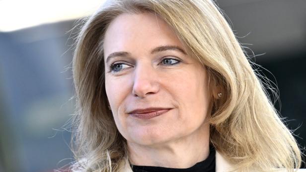 MEDIENTERMIN ÖBB, AUSTRIAN AIRLINES AG (AUA) "BEITRITT DER ÖBB ZUR STAR ALLIANCE": MANN MEDIENTERMIN ÖBB, AUSTRIAN AIRLINES AG (AUA) "BEITRITT DER ÖBB ZUR STAR ALLIANCE": MANN