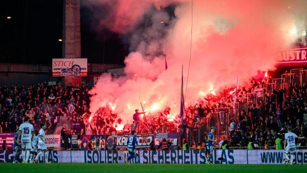 FUSSBALL: ADMIRAL BUNDESLIGA / 12. RUNDE: TSV EGGER GLAS HARTBERG - FK AUSTRIA WIEN austria südstadt