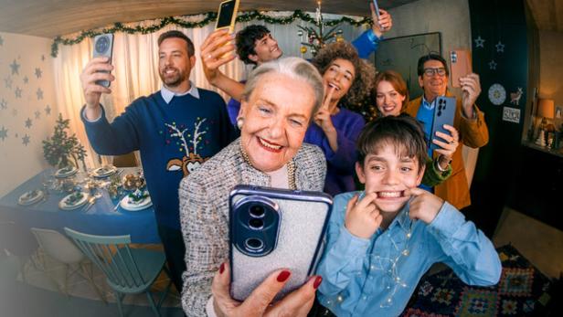 Drei Xmas: Die Handyfreiheit macht die besten Smartphones jetzt für alle leistbar.