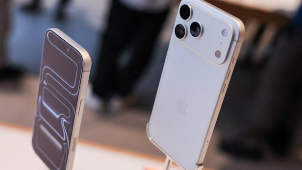 Sales of the new iPhone 17 series smartphones in Beijing