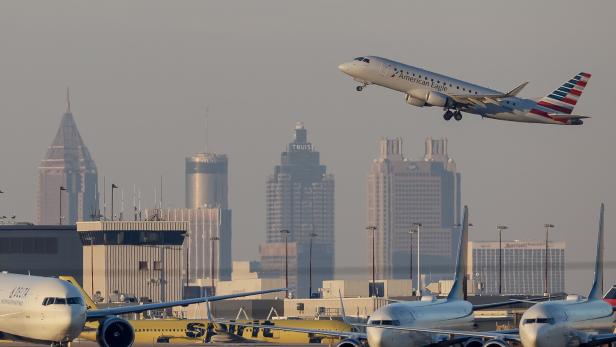 Atlanta airport activity during record US government shutdown