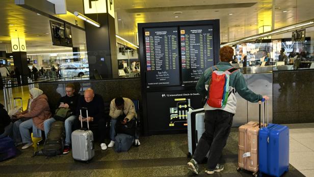 Mass IT outage hits companies and infrastructure around the world