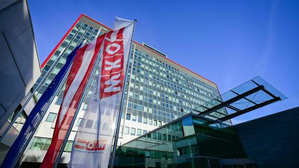 ++ THEMENBILD ++ WKÖ LENKT EIN: GEHALTSPLUS WIRD NACH KRITIK AUF 2,1 PROZENT HALBIERT