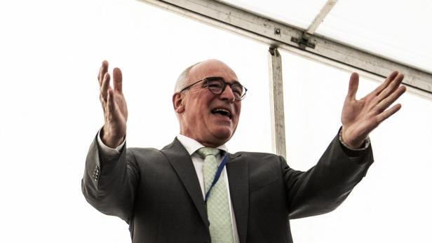 BRITAIN-SCOTLAND-HEALTH-VIRUS-VACCINE-POLITICS