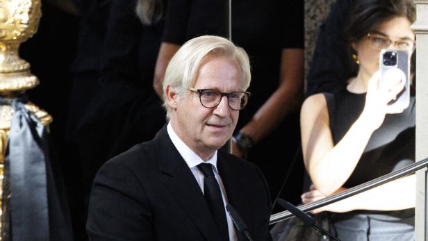 VERABSCHIEDUNG VON BURGTHEATERDIREKTOR CLAUS PEYMANN: STEFAN BACHMANN