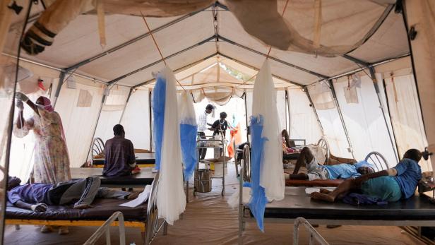 Injured displaced Sudanese fleeing violence in al-Fashir and receiving treatment by Medecins Sans Frontieres (MSF) in Tawila
