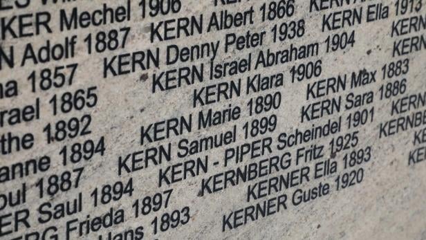 Novemberpogrome: Offizielles Gedenken an Namensmauer