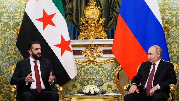 Interim President of Syria Ahmed al-Sharaa visits Moscow