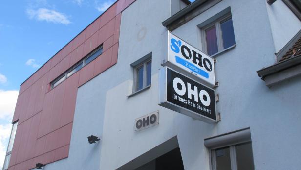 Offenes Haus Oberwart, Gebäude und Schild