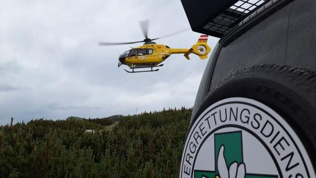 Eine 75-Jährige wurde mit dem Hubschrauber in die Klinik geflogen