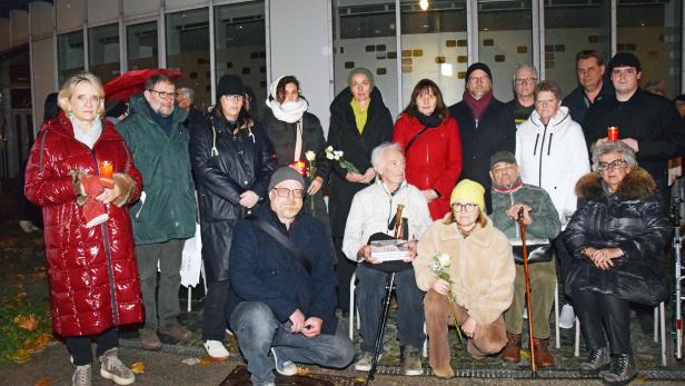 Vertreter der Stadt Mödling bei der Gedenkveranstaltung