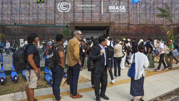 Absurde Schnitzeljagd der veganen Aktivisten auf der Klimakonferenz