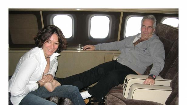 FILES-US-AUSTRALIA-SUICIDE-GIUFFRE-CRIME-EPSTEIN