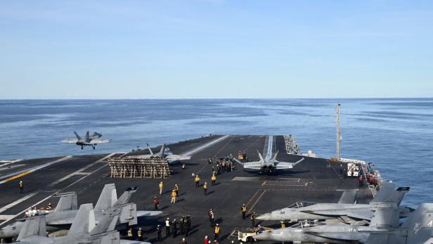 FILES-US-MILITARY-DRUGS-CARRIER