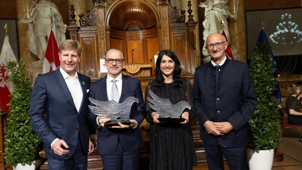 Julian Hadschieff, Josef Aschbacher, Stephanie Venier und Anton Mattle