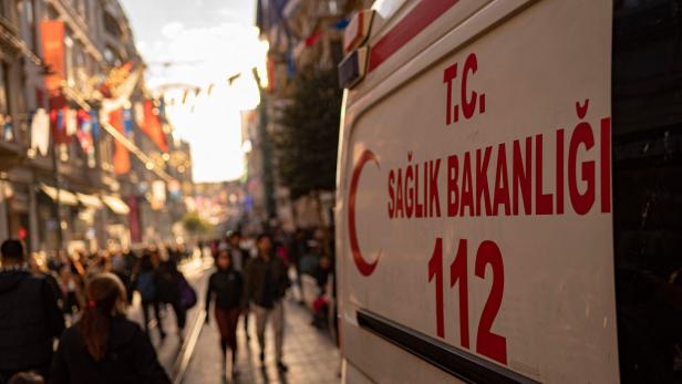 TURKEY-HEALTH-SOCIETY-ECONOMY-DOCTORS