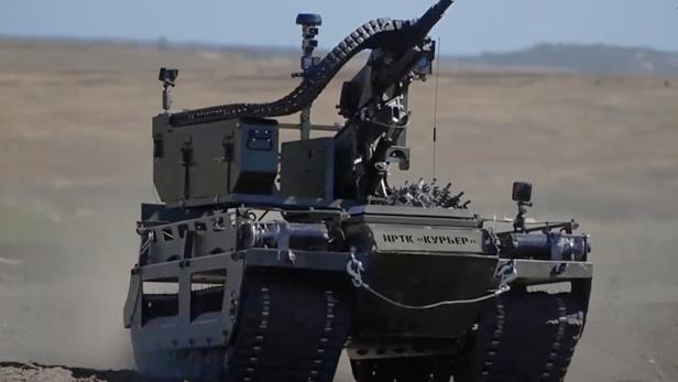 Courier mit Waffenstation