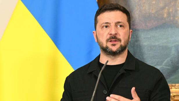 UKRAINISCHER PRÄSIDENT SELENSKYJ IN ÖSTERREICH:  SELENSKYJ