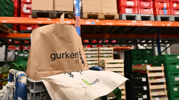 ++ THEMENBILD ++ ONLINE-SUPERMARKT GURKERL