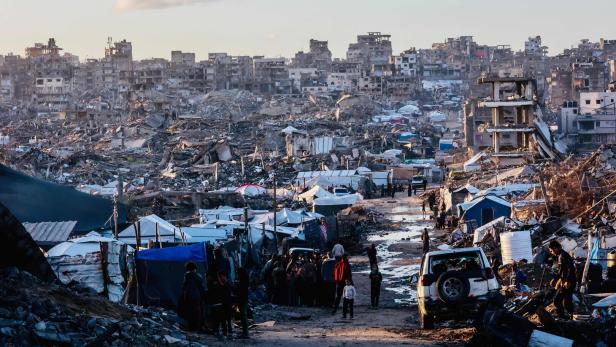 TOPSHOT-PALESTINIAN-ISRAEL-CONFLICT-WEATHER