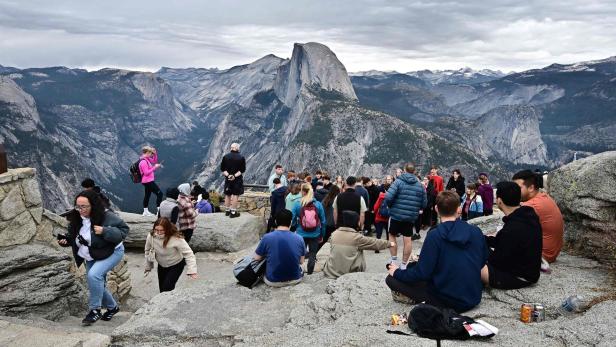 Besucher  im Yosemite-Nationalpark in Kalifornien