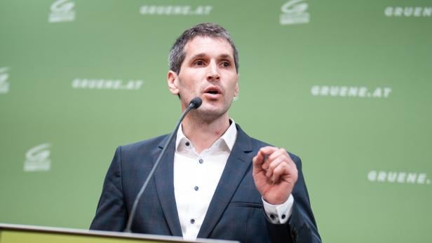 PK DIE GRÜNEN "INAKZEPTABLER GEDENKPOLITISCHER DAMMBRUCH AM KÄRNTNER PERSMANHOF": HAMMER