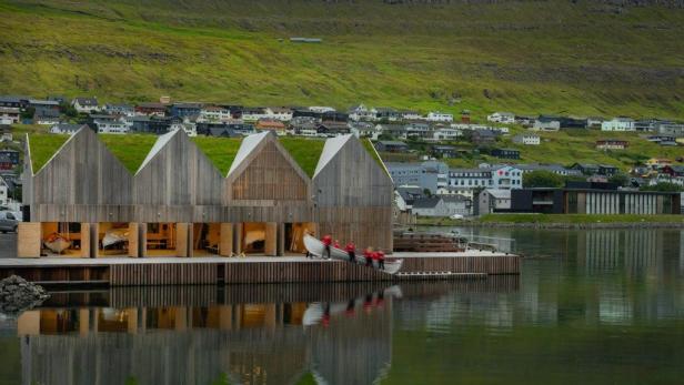 5_KlaksvikRuderclubFaeroeer_CreditNicLehoux-1024x768