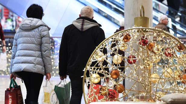 ++ THEMENBILD ++ "WEIHNACHTSEINKAUF"