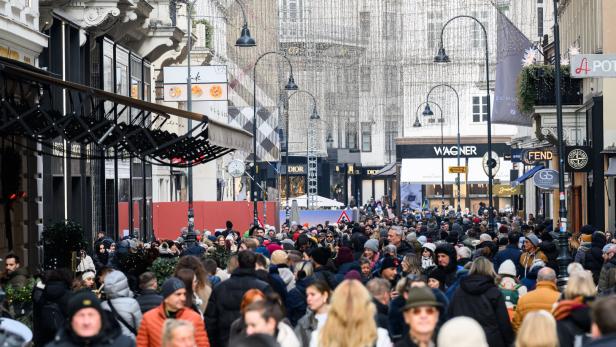 ++ THEMENBILD ++ WIEN - 1. EINKAUFSSAMSTAG IM ADVENT/HANDEL/TOURISMUS/EINKAUFEN/GESCHÄFTE