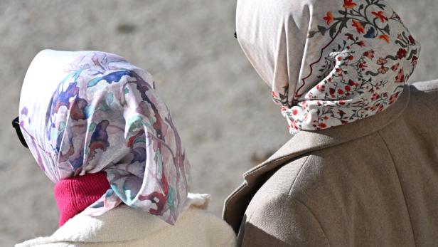 ++ THEMENBILD ++ GESELLSCHAFT / DEMOGRAFIE / BEVÖLKERUNG / BEVÖLKERUNGSWACHSTUM / BEVÖLKERUNGSENTWICKLUNG / KOPFTUCH / ISLAM / MIGRATION