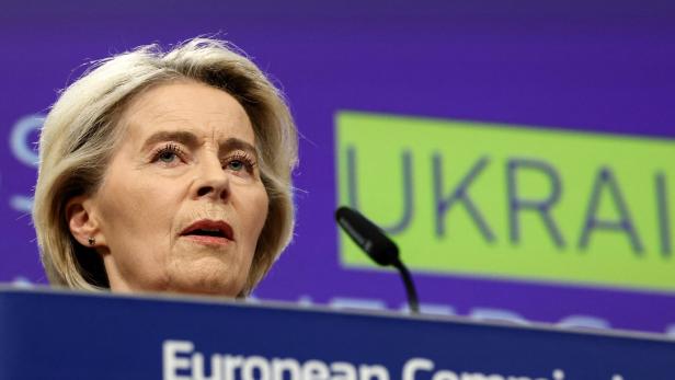EU Commission President Von der Leyen and EU Commissioner for Economy Dombrovskis hold a press conference addressing Ukraine's financing needs for 2026-2027