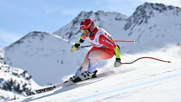 Corinne Suter in einem Abfahrtsrennen
