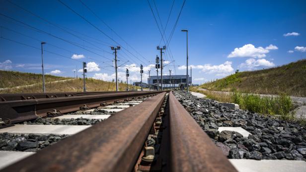++ THEMENBILD ++ KORALMBAHN / ÖBB / BAHN / ZUG / REISEN / TRANSPORT