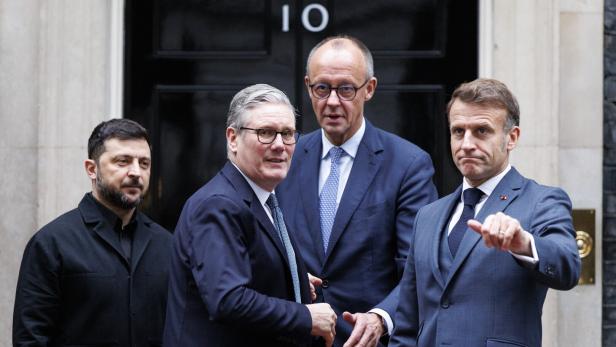 President of Ukraine meets the leaders of the UK, France and Germany in London